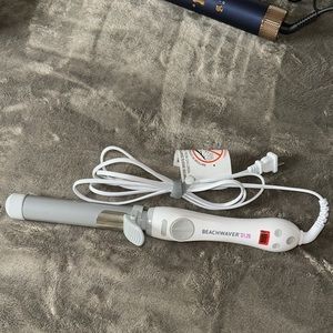The Beachwaver Co. Hair Tool in Gray and White